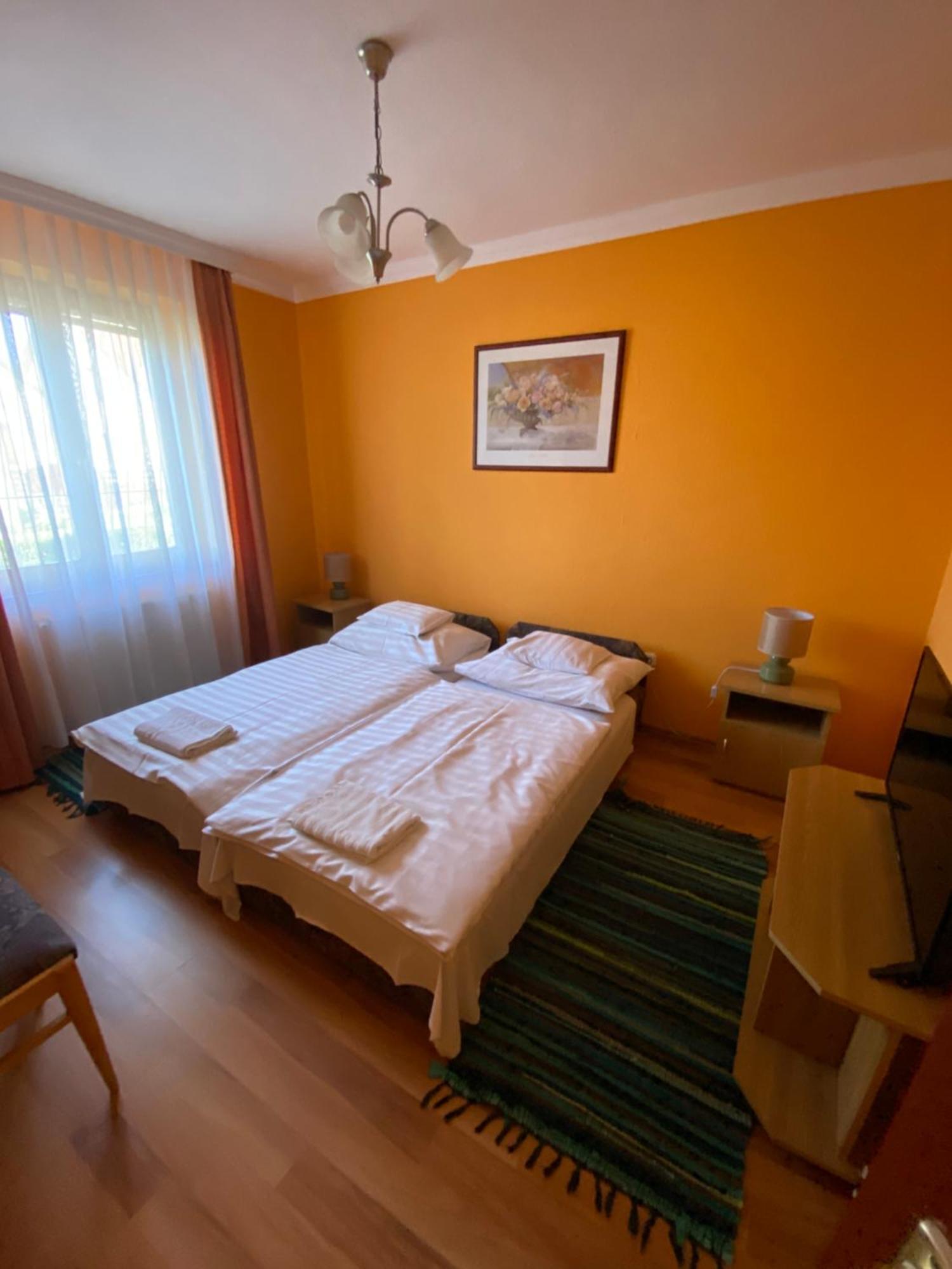 Apartman Dora Hajdúszoboszló Екстериор снимка