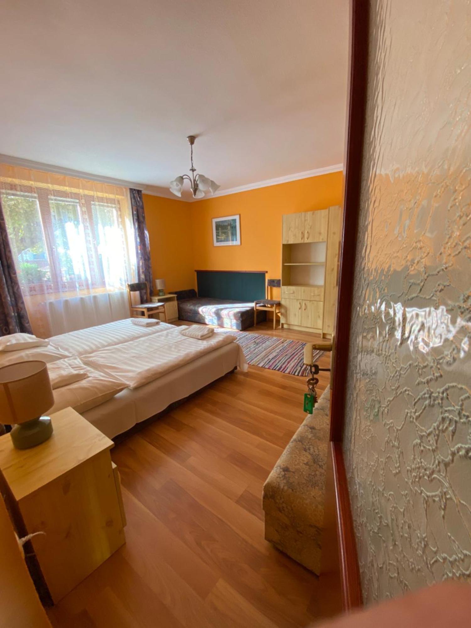 Apartman Dora Hajdúszoboszló Екстериор снимка