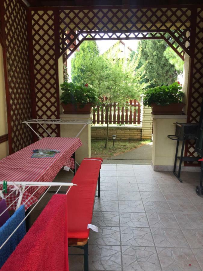 Apartman Dora Hajdúszoboszló Екстериор снимка